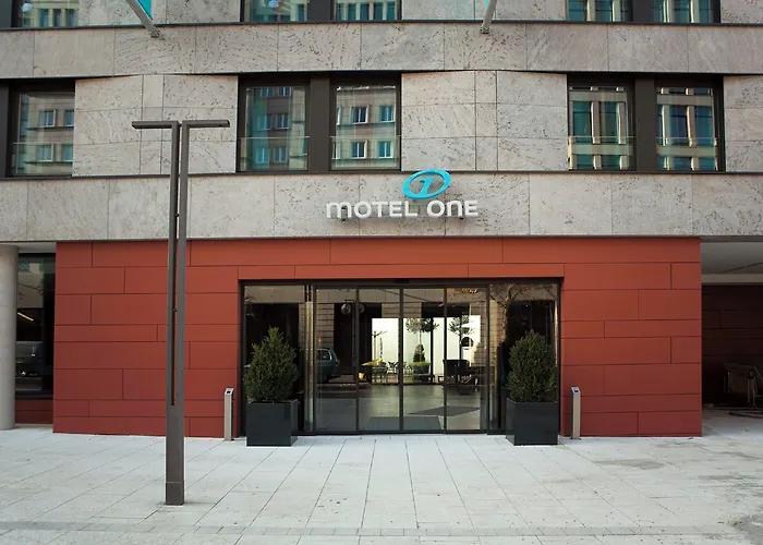 One Stuttgart-mitte Hotel 3*