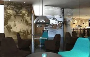 One Stuttgart-mitte 3*