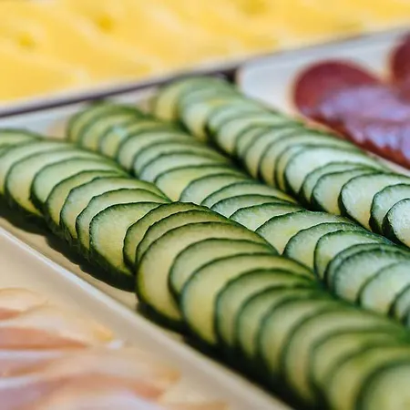 Hotel One Stuttgart-mitte 3*