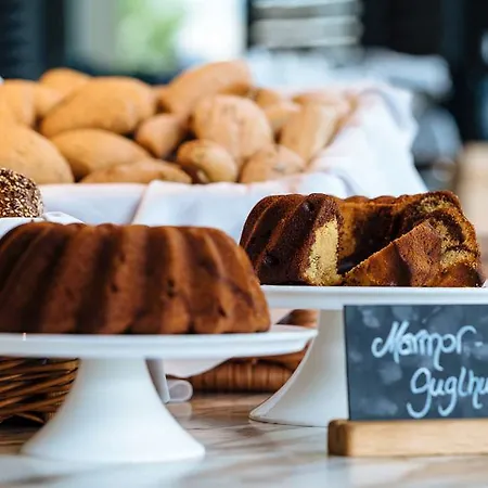 One Stuttgart-mitte 3*