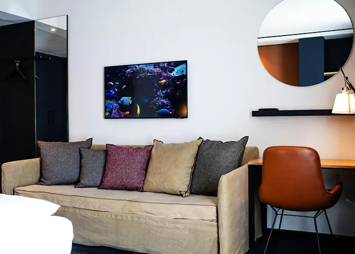 Hotel One Stuttgart-mitte 3*