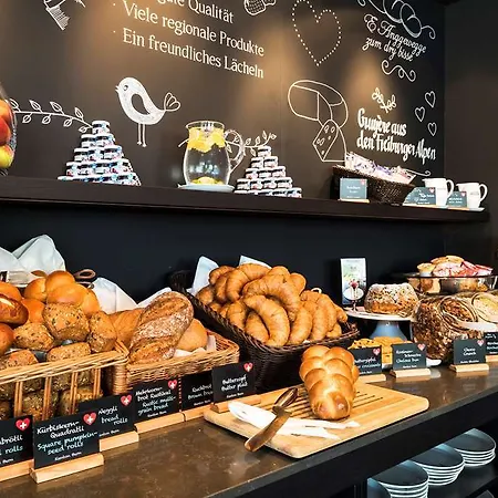 One Stuttgart-mitte Hotel 3*
